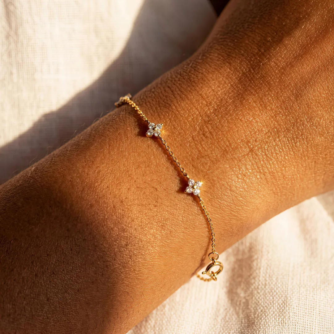 Waterproof 18K Gold Flower Bracelet